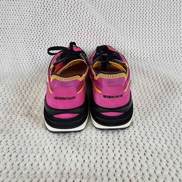 Nike Waffle One Women's Size 8 Active Fuchsia University Gold DC2533-600 - Picture 2 of 13